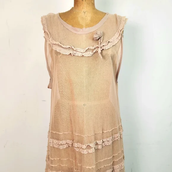 Magnolia Pearl Women's Blush Layered Midi Dress - Picture 8 of 16